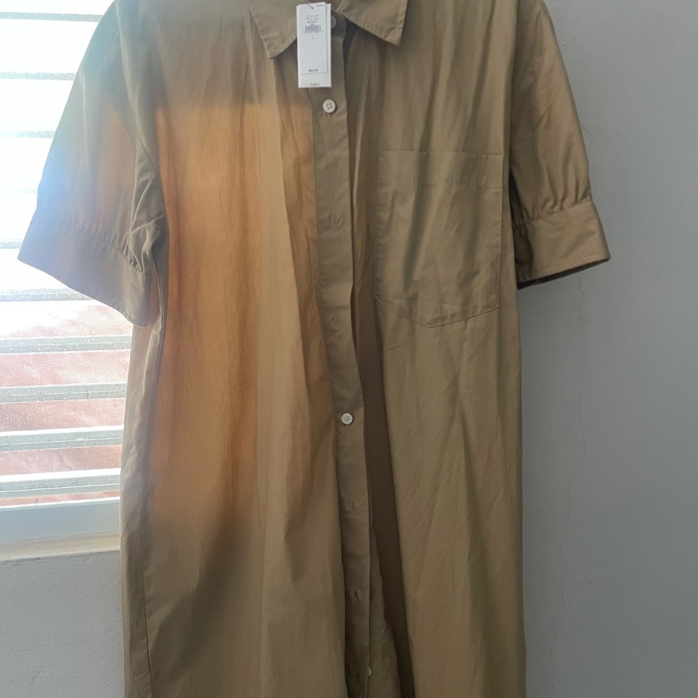 Banana Republic Beige Button-Up Shirt
